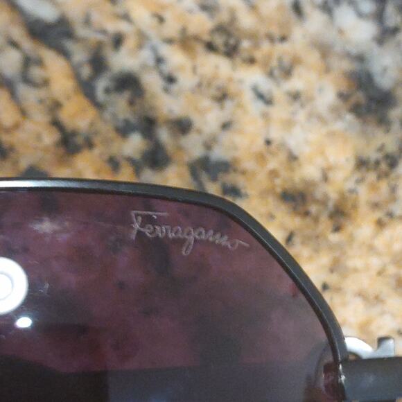 Ferragamo 511 Black Metal Aviator Sunglasses Purple Solid Color Lens - Picture 6 of 11